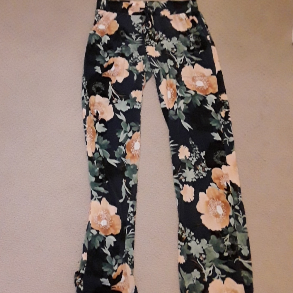 Pj pants - Picture 3 of 4